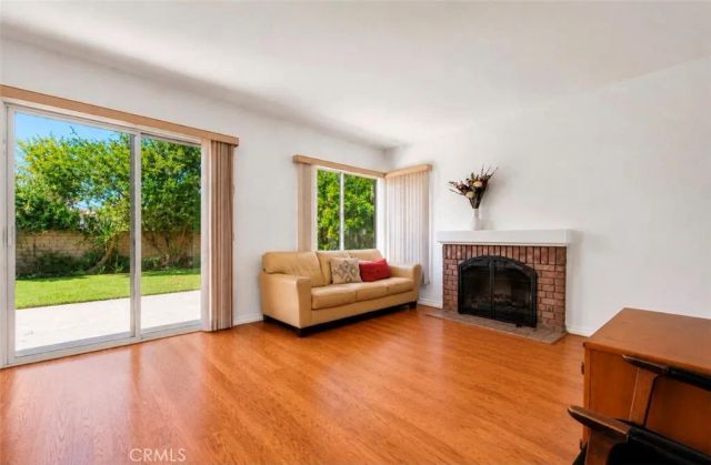 475 Redwing, Corona, CA 92882