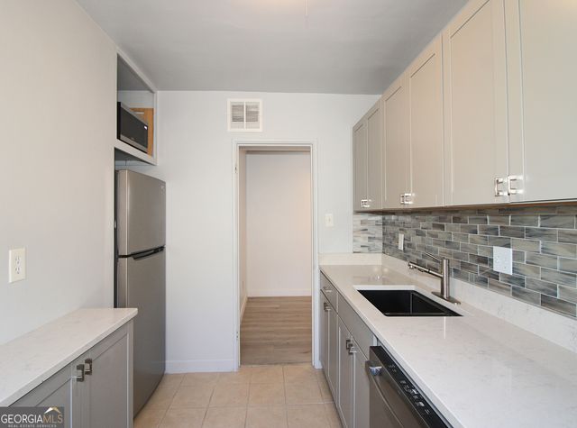 91 Rumson Road NE C30, Atlanta, GA 30305