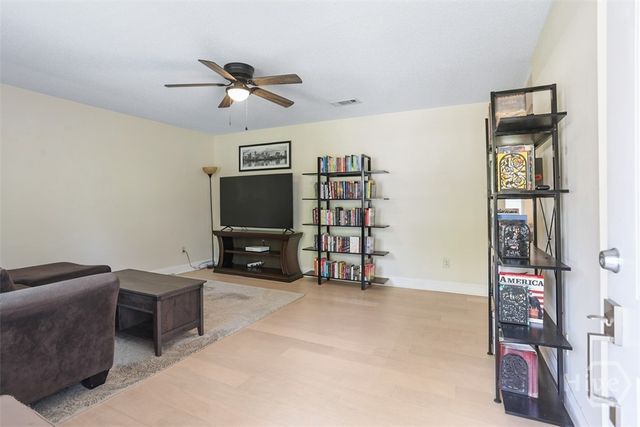 9304 Dunwoody Drive, Savannah, GA 31406