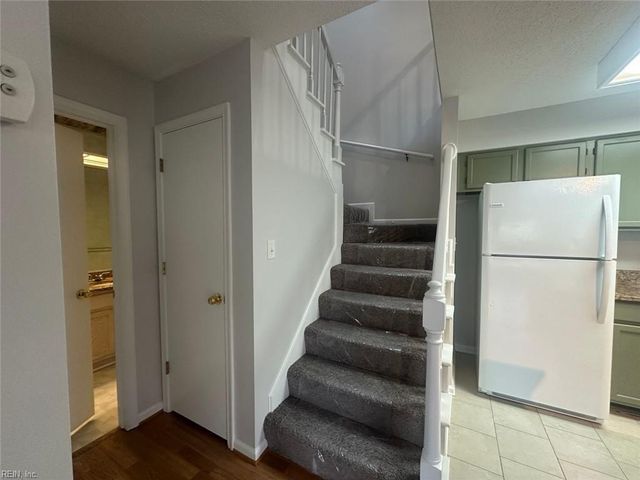 1309 Quail Creek Holw Apt B, Chesapeake, VA 23320