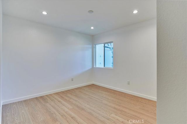 402 E 93rd Street, Los Angeles, CA 90003
