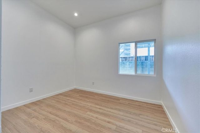 402 E 93rd Street, Los Angeles, CA 90003
