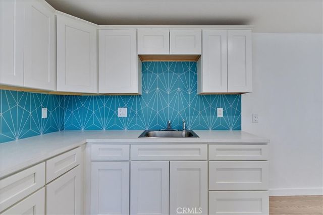 402 E 93rd Street, Los Angeles, CA 90003