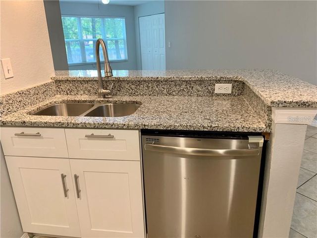 4536 COMMANDER DRIVE 1517, Orlando, FL 32822