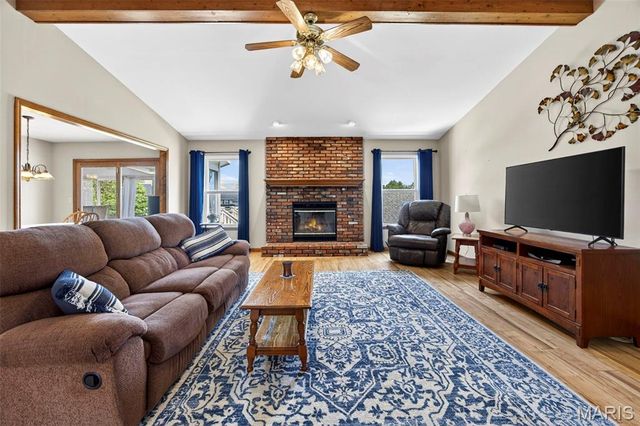 4 Santa Ynez Court, St Charles, MO 63303