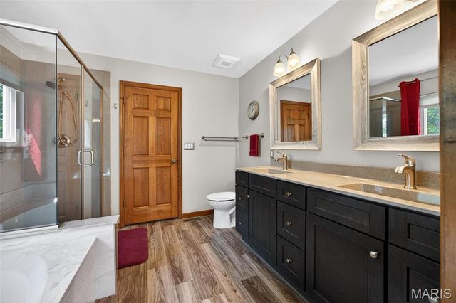 4 Santa Ynez Court, St Charles, MO 63303