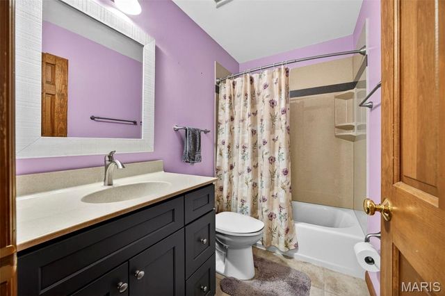 4 Santa Ynez Court, St Charles, MO 63303