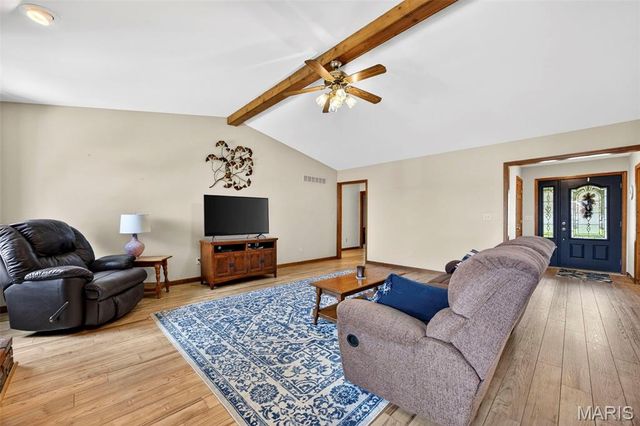 4 Santa Ynez Court, St Charles, MO 63303