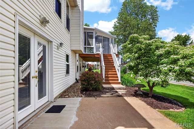 4 Santa Ynez Court, St Charles, MO 63303