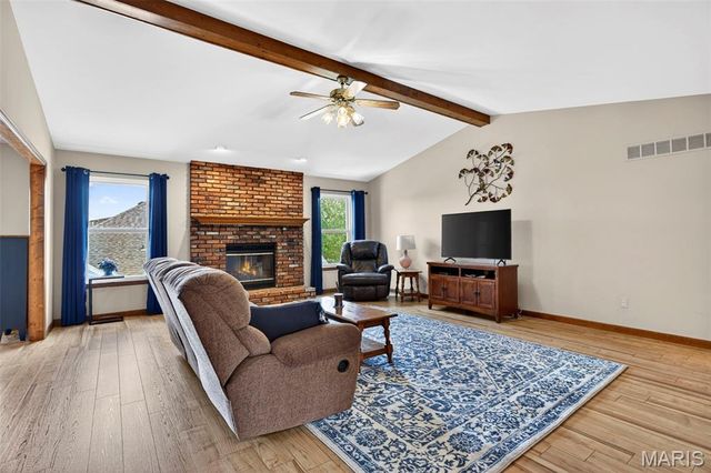 4 Santa Ynez Court, St Charles, MO 63303