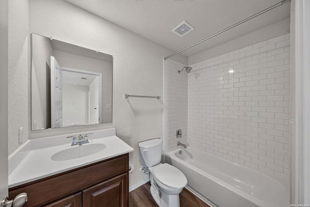 6326 Willow Point Blvd, San Antonio, TX 78219
