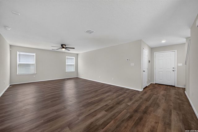 6326 Willow Point Blvd, San Antonio, TX 78219