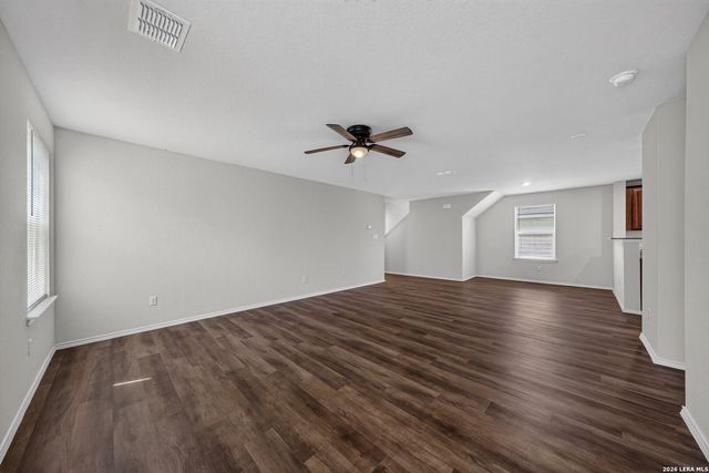 6326 Willow Point Blvd, San Antonio, TX 78219