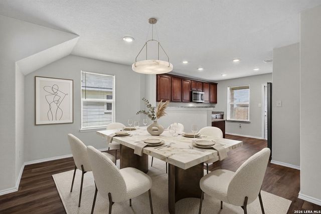 6326 Willow Point Blvd, San Antonio, TX 78219