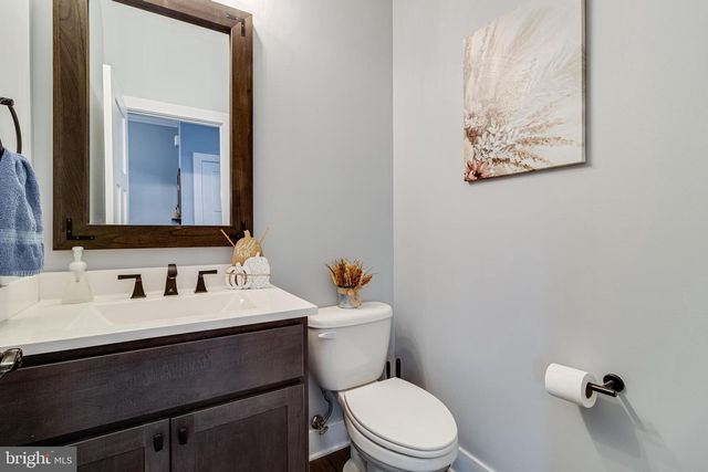 12127 RIVERVIEW DR, Newburg, MD 20664