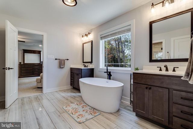 12127 RIVERVIEW DR, Newburg, MD 20664