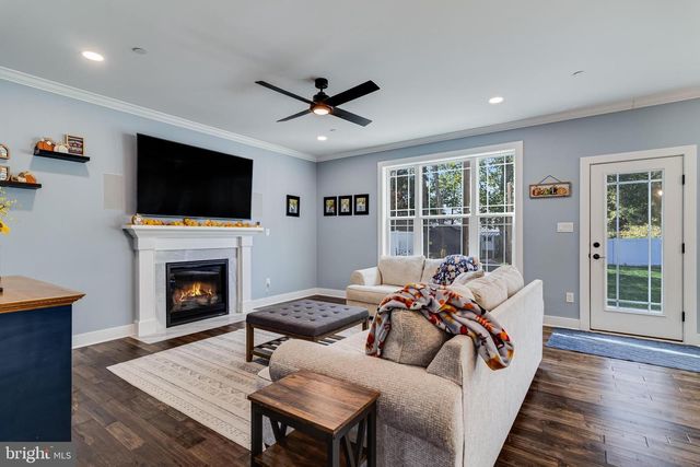 12127 RIVERVIEW DR, Newburg, MD 20664