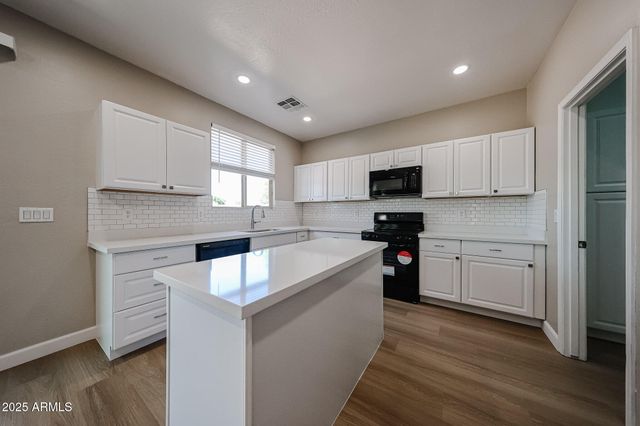 6828 S 74TH Lane, Laveen, AZ 85339