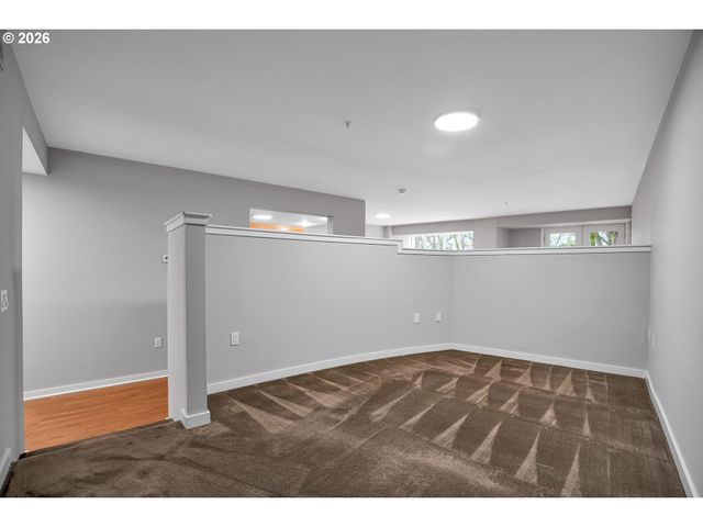 327 Nw PARK Ave 3B, Portland, OR 97209