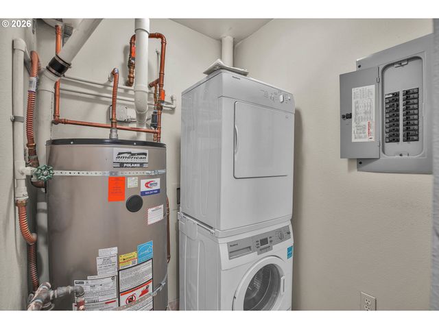 327 Nw PARK Ave 3B, Portland, OR 97209