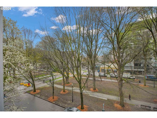 327 Nw PARK Ave 3B, Portland, OR 97209