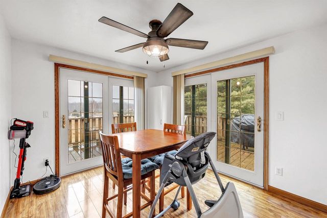 4565 HILLTOP DRIVE, Suamico, WI 54173