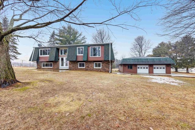 4565 HILLTOP DRIVE, Suamico, WI 54173
