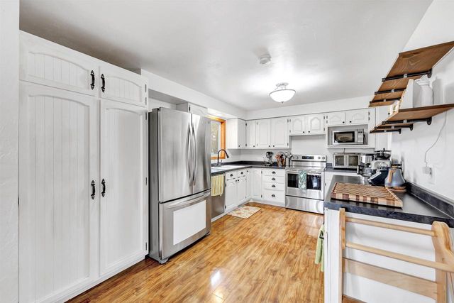 4565 HILLTOP DRIVE, Suamico, WI 54173