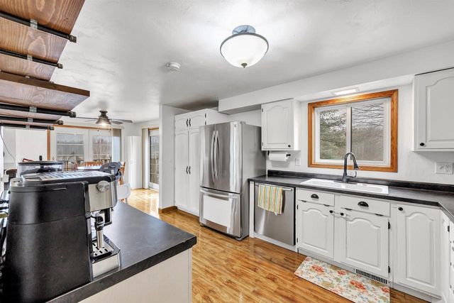 4565 HILLTOP DRIVE, Suamico, WI 54173