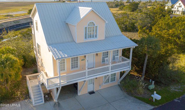 71 Harbour Key Drive, Harbor Island, SC 29920