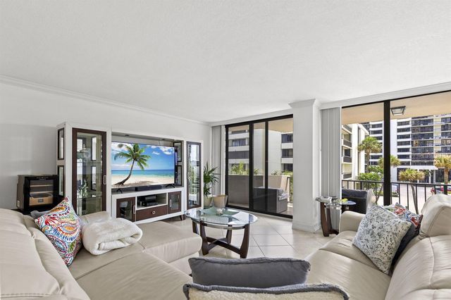 4200 N Ocean Drive 1-204, Riviera Beach, FL 33404