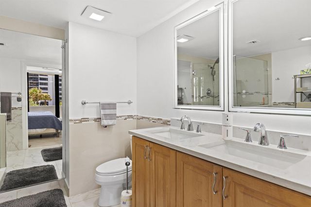 4200 N Ocean Drive 1-204, Riviera Beach, FL 33404