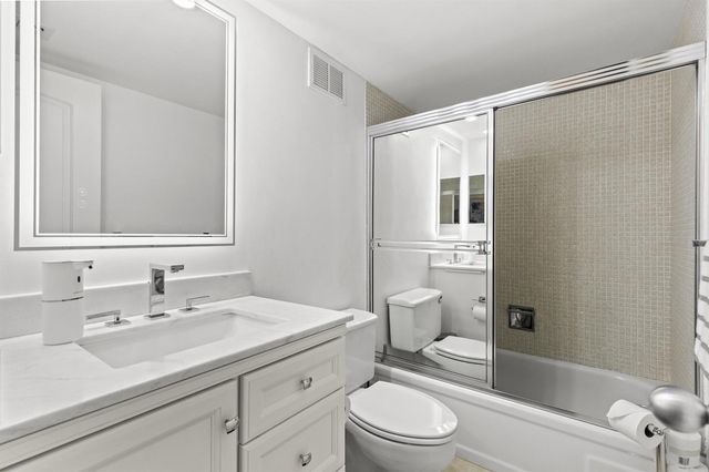 4200 N Ocean Drive 1-204, Riviera Beach, FL 33404