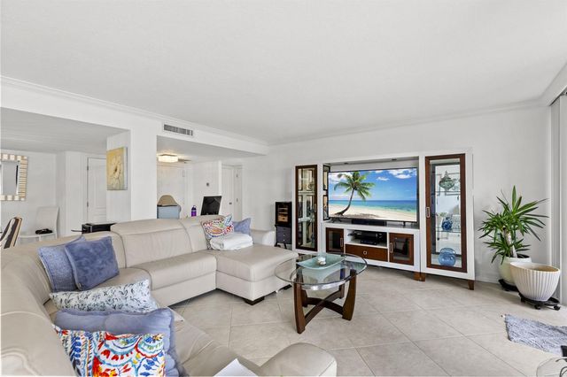 4200 N Ocean Drive 1-204, Riviera Beach, FL 33404