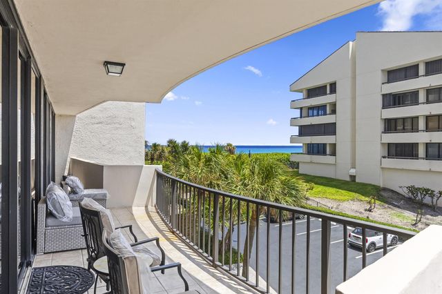 4200 N Ocean Drive 1-204, Riviera Beach, FL 33404