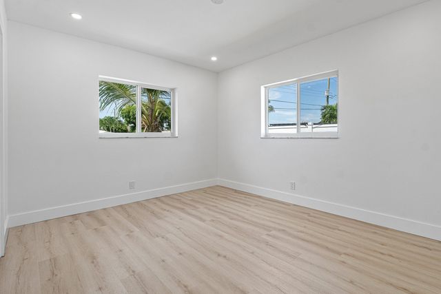 970 SW 7TH Street, Boca Raton, FL 33486