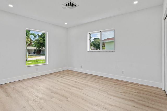 970 SW 7TH Street, Boca Raton, FL 33486