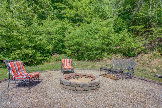 2823 Van Hill Road, Greeneville, TN 37745