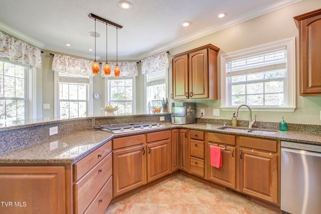 2823 Van Hill Road, Greeneville, TN 37745