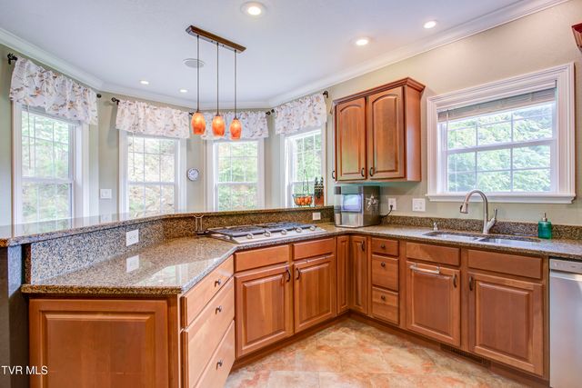2823 Van Hill Road, Greeneville, TN 37745