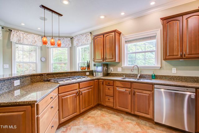 2823 Van Hill Road, Greeneville, TN 37745