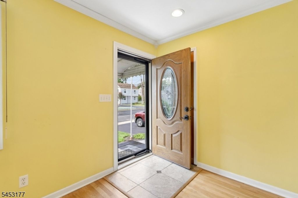 1526 N Stiles St, Linden City, NJ 07036 — photo 3