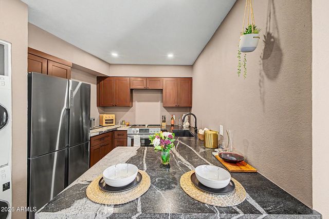 385 W PIERSON Street A4, Phoenix, AZ 85013