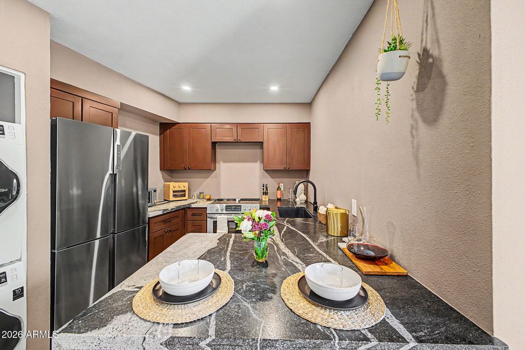 Image 14 of property listing at 385 W PIERSON Street A4, Phoenix, AZ 85013