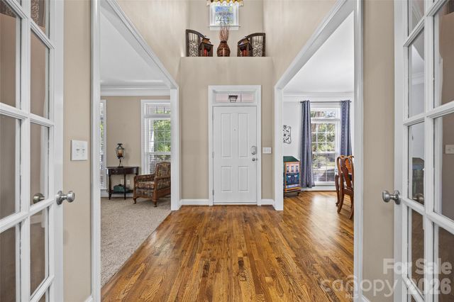 1063 Hunters Run Drive, Tega Cay, SC 29708