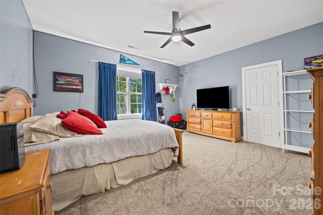 1063 Hunters Run Drive, Tega Cay, SC 29708