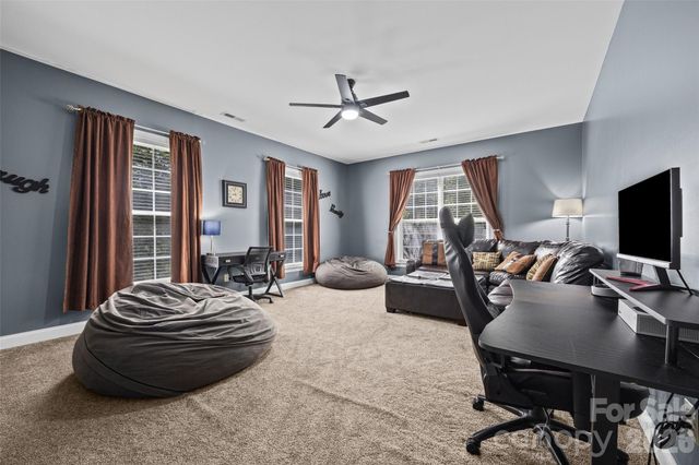 1063 Hunters Run Drive, Tega Cay, SC 29708