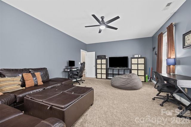 1063 Hunters Run Drive, Tega Cay, SC 29708