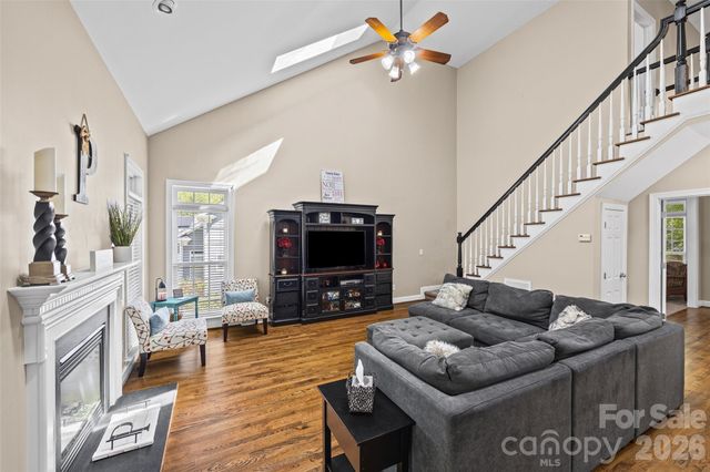 1063 Hunters Run Drive, Tega Cay, SC 29708