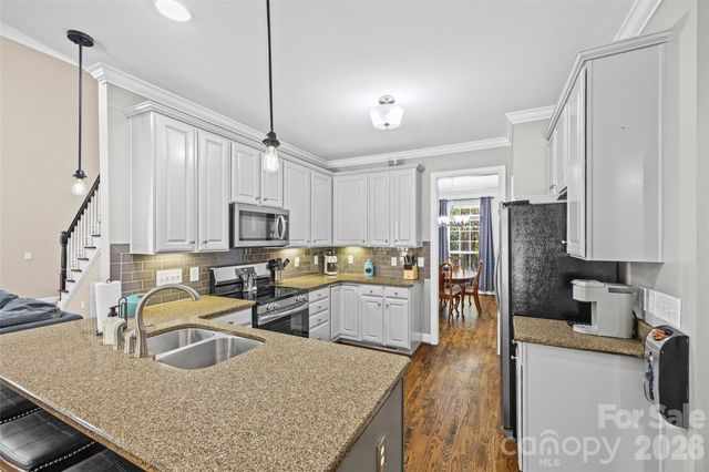 1063 Hunters Run Drive, Tega Cay, SC 29708
